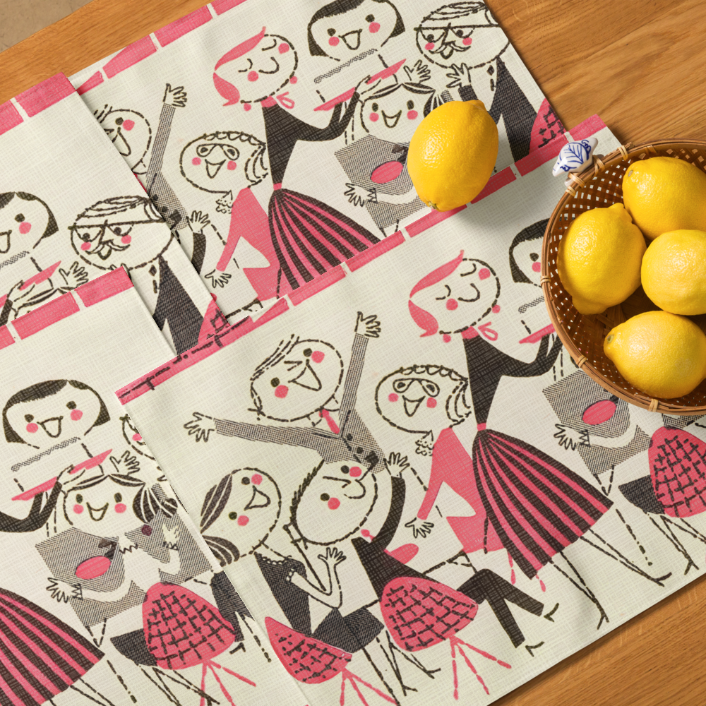 Mama Hero Placemat Set
